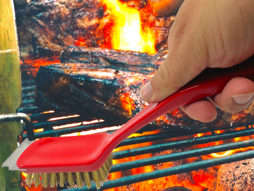 grill brush with metal scraper