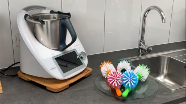 Universal pot brush for Thermomix