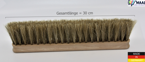 Powder brush wood with natural bristles